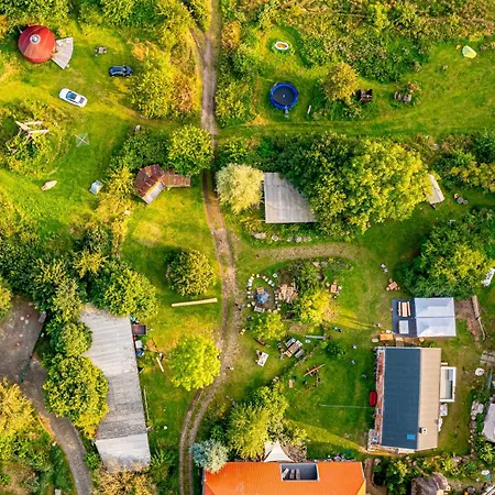 Walnussnest - Ein Kleines Refugium Im Grünen *