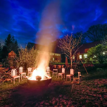 Walnussnest - Ein Kleines Refugium Im Grünen * Babelin