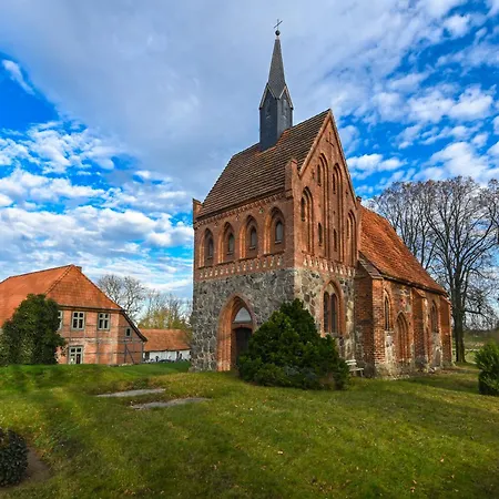 Walnussnest - Ein Kleines Refugium Im Grünen *